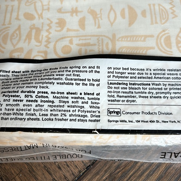 Vintage NOS Pequot DOUBLE fitted sheet, Egyptian hieroglyphic pattern, tan/cream - Picture 5 of 5